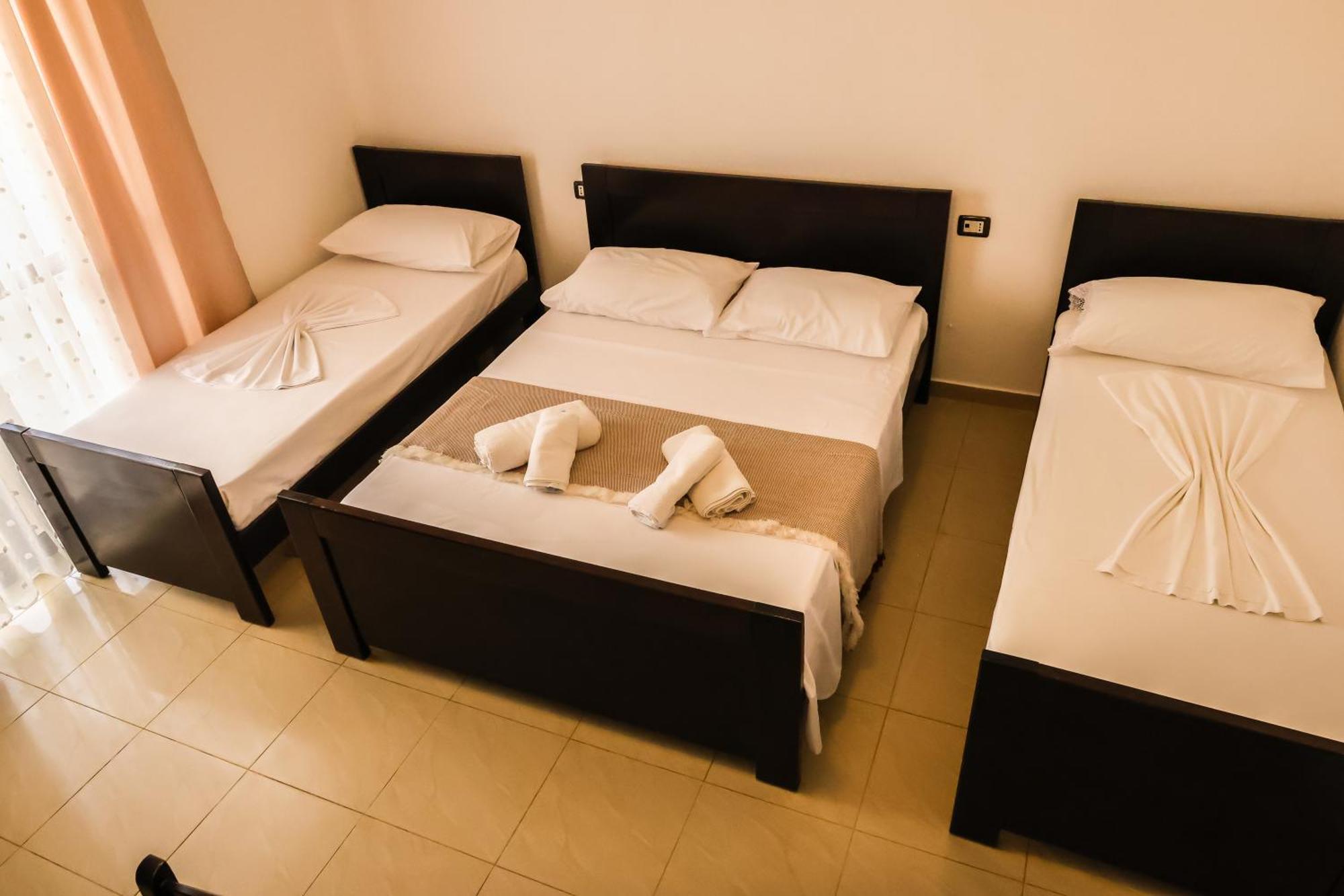 Vila Zhiti Durrës Extérieur photo